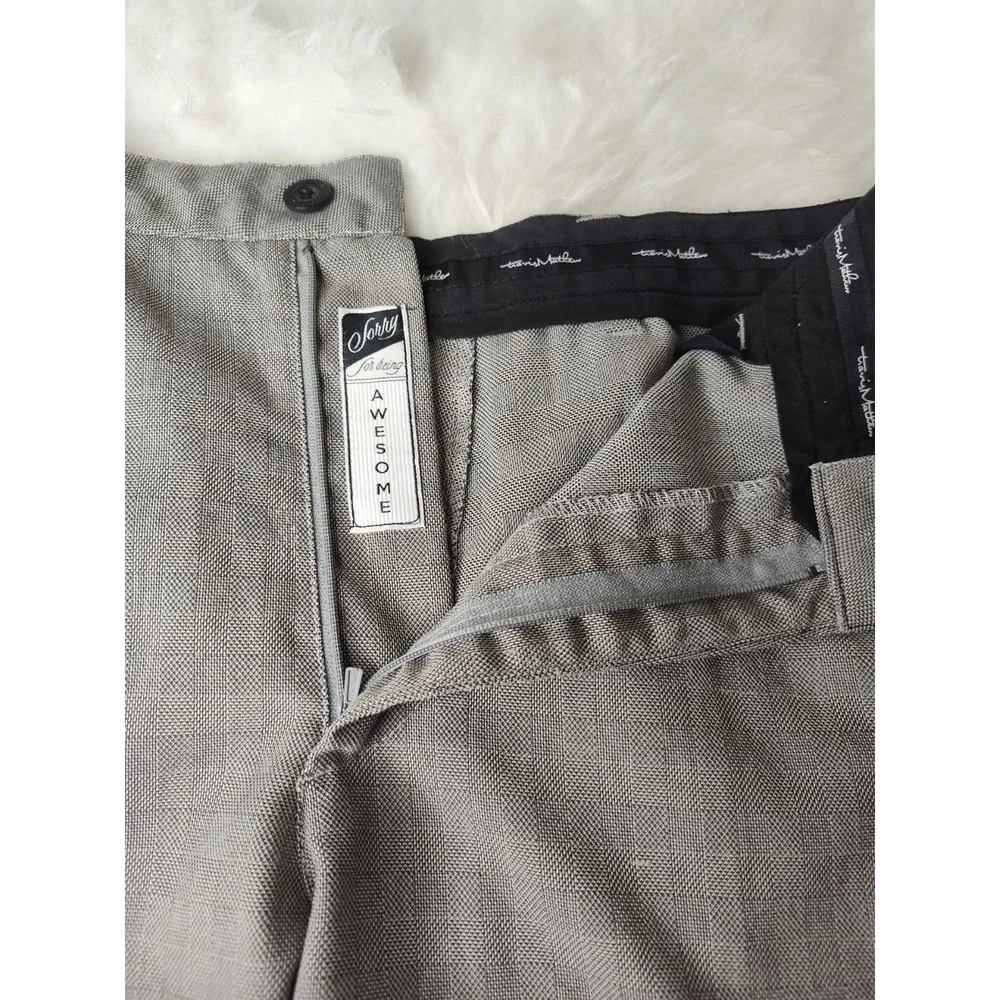Travis Mathew Golf Shorts Men 36 Grey Textured Performance Flat Front 5‎ Pocket